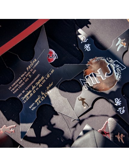 8 Invitations Ninja Noir Et Or 21cm Avec 8 Enveloppes Noires Faites La Fête Anniversaire