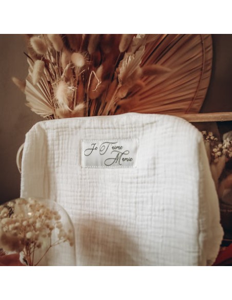 Trousse Je T'aime Mamie en Gaze de Coton Blanc avec Pompon 16x24x12cm