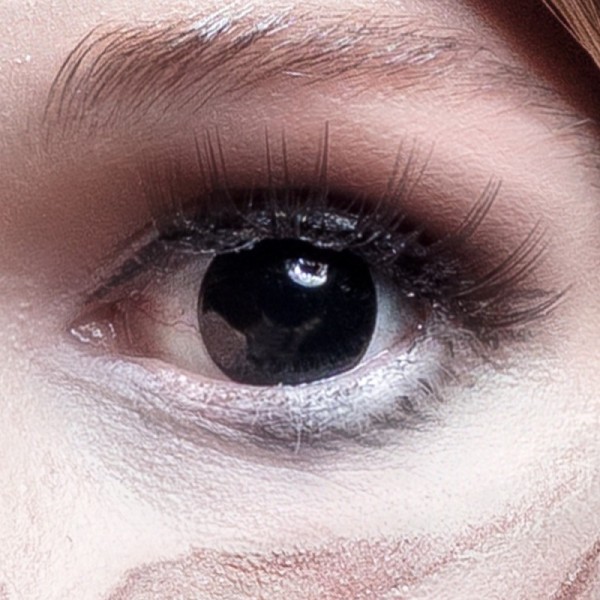 Lentilles de semaine Broken doll